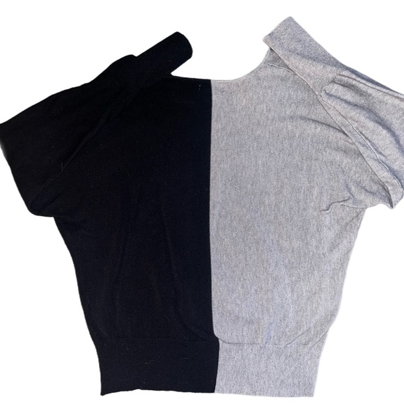 Madison Hudson Color Block Knit Pull Over Sweater - Picture 3 of 4